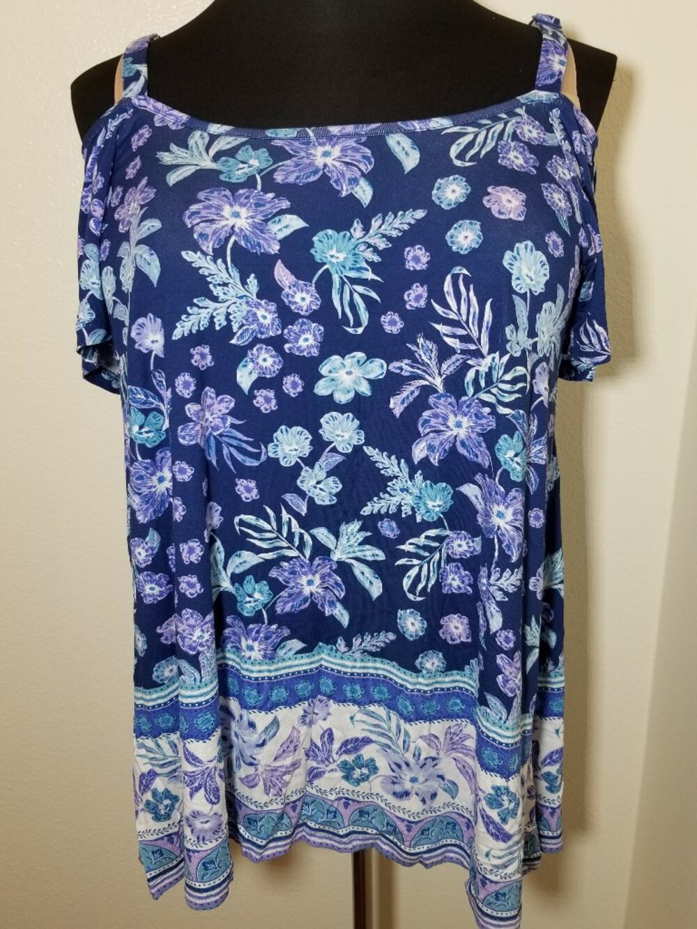 Avenue Womens Size 18 Blue Floral Cold Shoulder Short Sleeve Blouse Boho Peasant